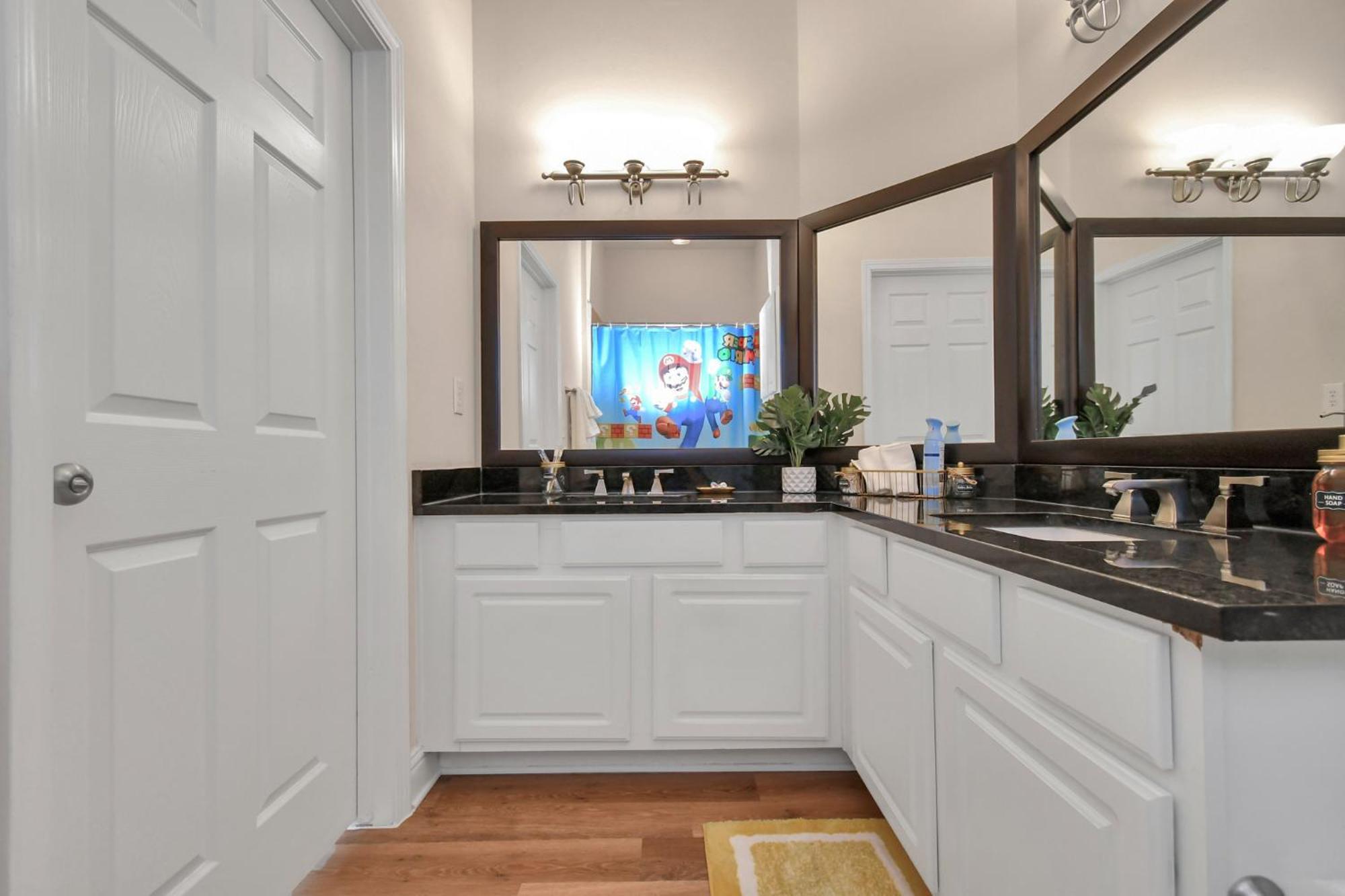 The Super Mario Bros Movie - 2br-nrg-med Center-galleria Apartment Houston